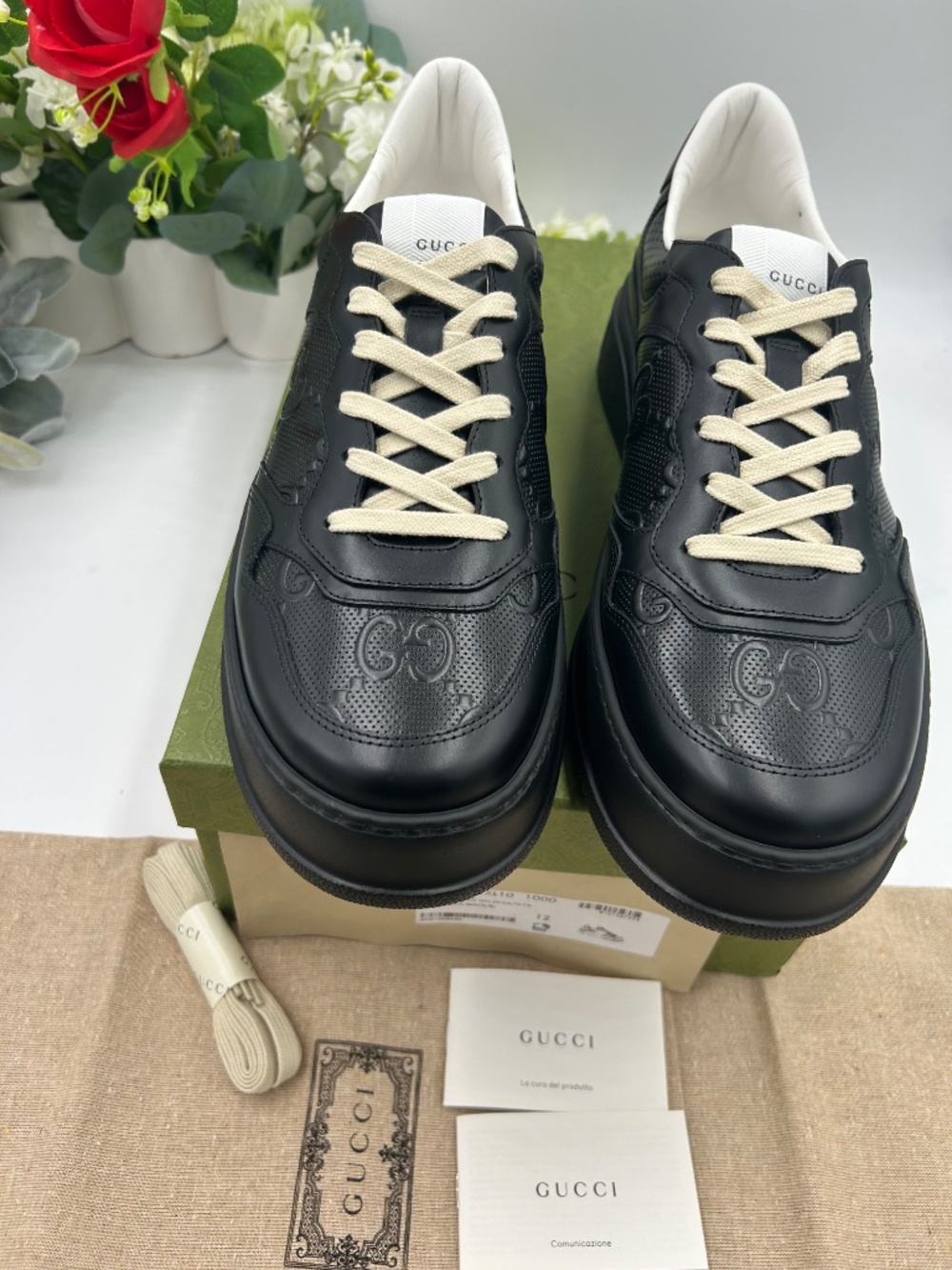 Men’s Gucci GG embossed black leather sneakers.Size11 (fits 11.5.) Made in Italy - Picture 10 of 10